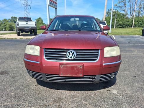 Used 2003 Volkswagen Passat GLX AWD/4WD image 2