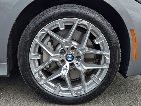 Used 2025 BMW 330i xDrive Sedan w/ Premium Package AWD/4WD image 8