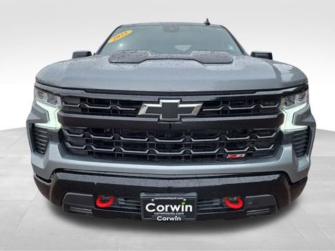 Used 2025 Chevrolet Silverado 1500 LT Trail Boss w/ Protection Package AWD/4WD image 4