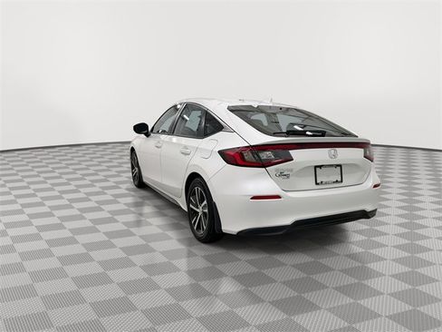 Used 2023 Honda Civic LX image 8