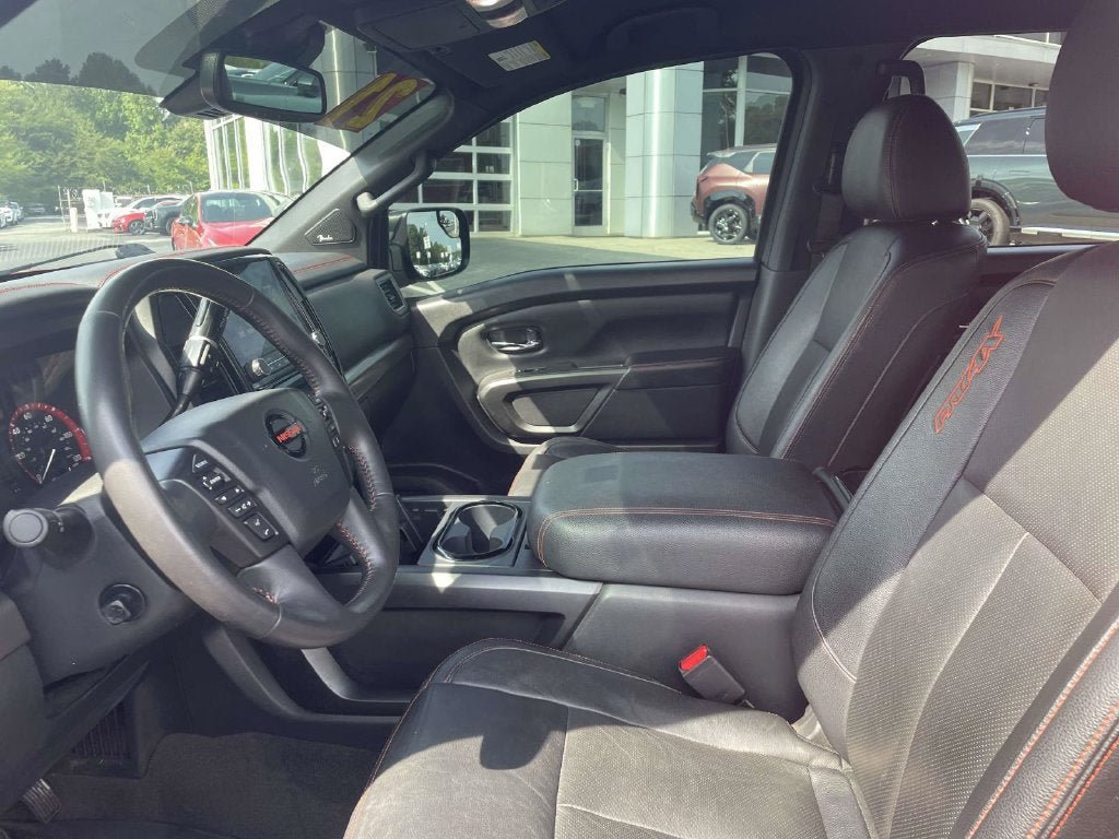 Used 2021 Nissan Titan PRO-4X w/ Pro-4x Convenience Package AWD/4WD image 25