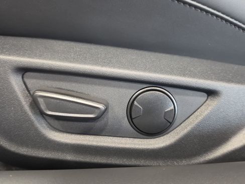 Used 2025 Ford Mustang GT Premium RWD image 15