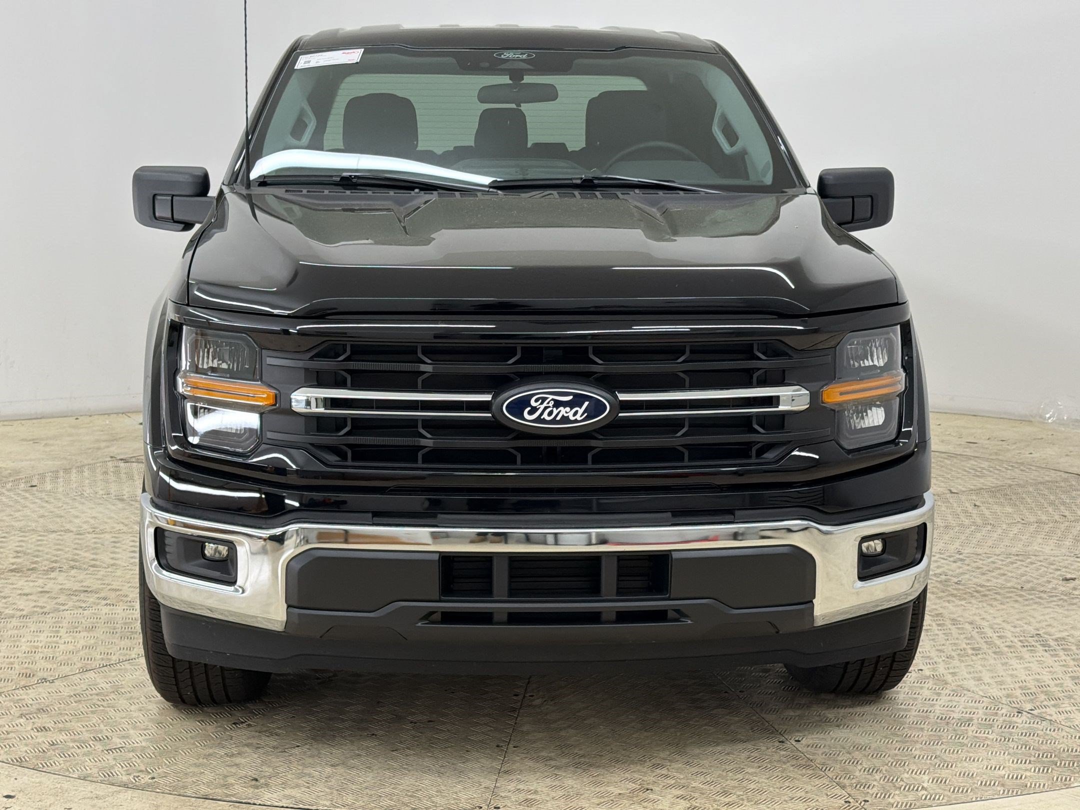 New 2026 Ford F150 XLT w/ XLT Chrome Appearance Package RWD image 6