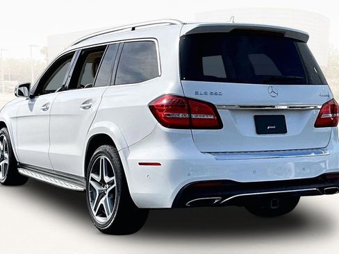 Used 2019 Mercedes-Benz GLS 550 4MATIC image 4