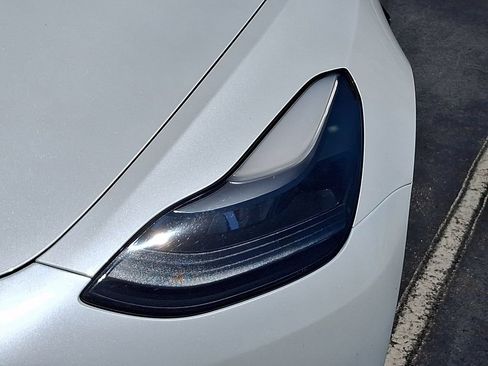 Used 2023 Tesla Model 3 Performance AWD/4WD image 9