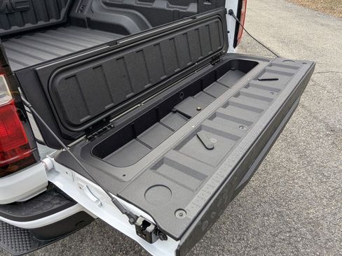 New 2026 GMC Canyon AT4 image 36