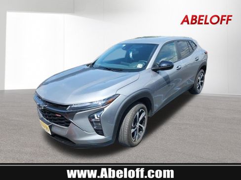 Used 2024 Chevrolet Trax RS FWD image 1