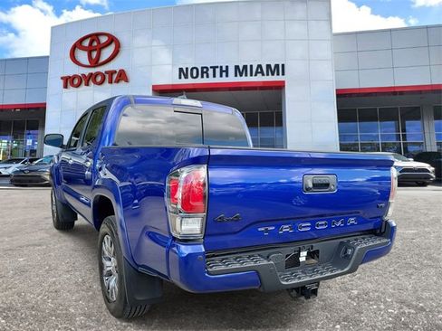 Used 2023 Toyota Tacoma Limited image 3