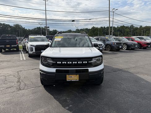 Certified 2023 Ford Bronco Sport Outer Banks w/ Tech Package AWD/4WD image 10