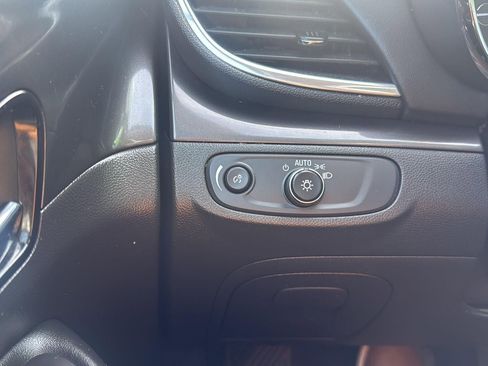 Used 2019 Buick Encore Preferred AWD/4WD image 17