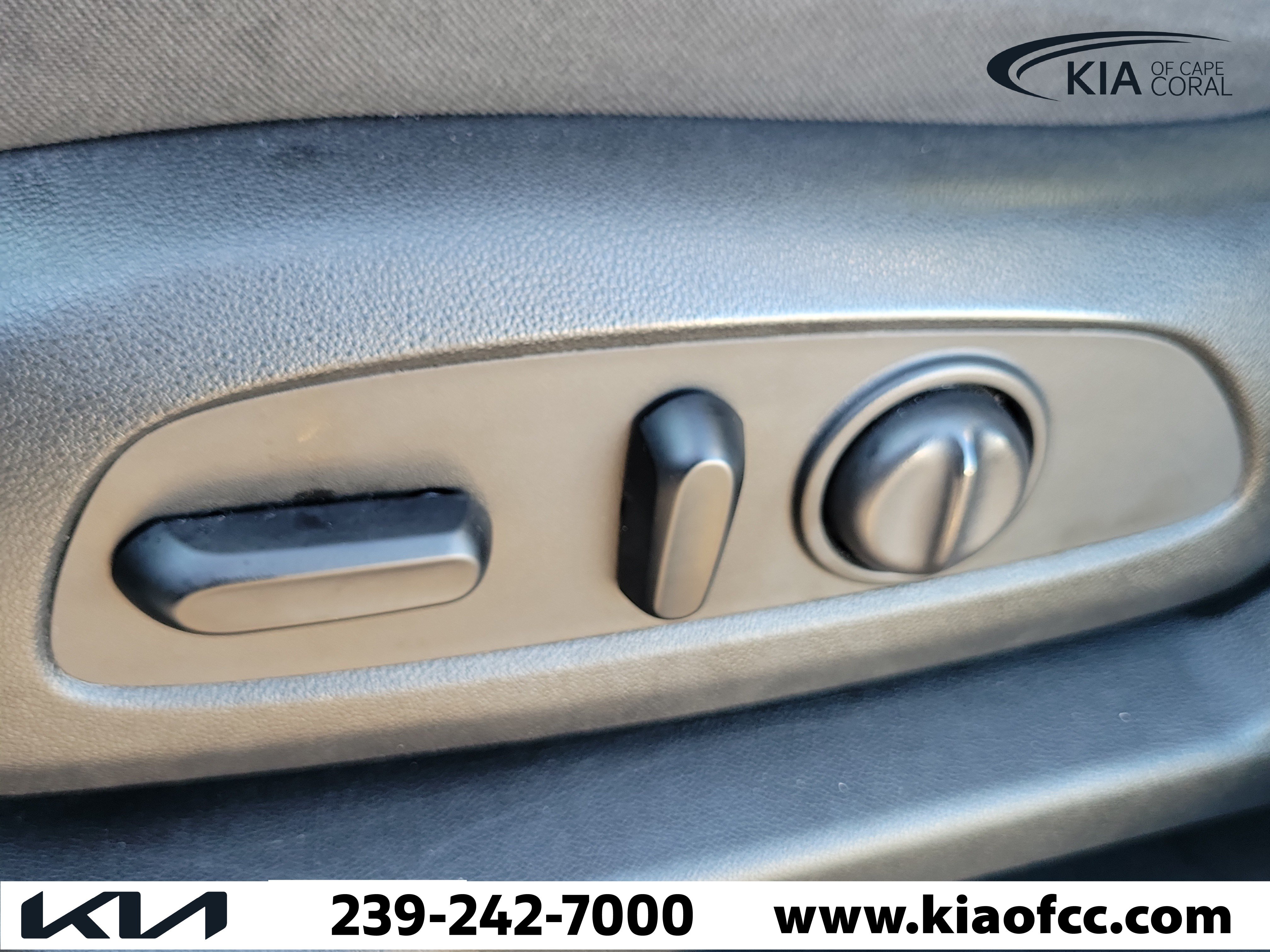 Used 2020 Chevrolet Traverse LT FWD image 22