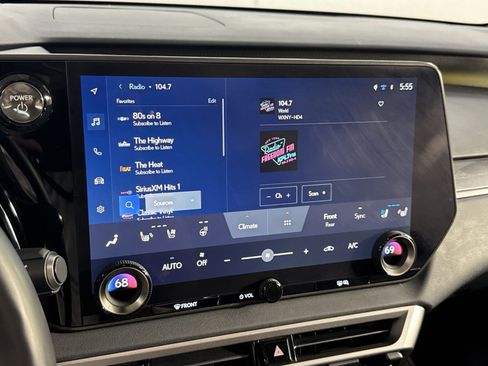 Used 2025 Lexus RX 450h AWD w/ Convenience Package image 30
