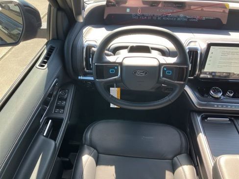 New 2026 Ford Expedition Platinum w/ Stealth Appearance Package image 25