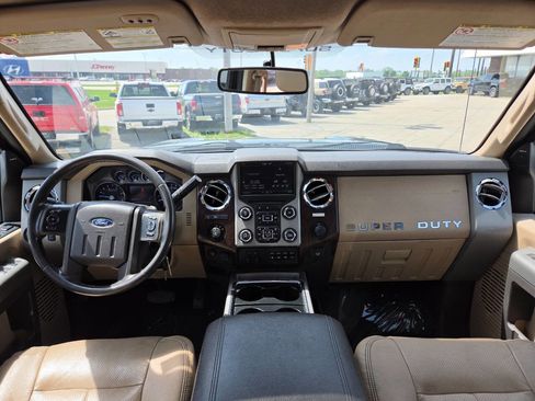 Used 2016 Ford F350 Lariat w/ Lariat Ultimate Package AWD/4WD image 28