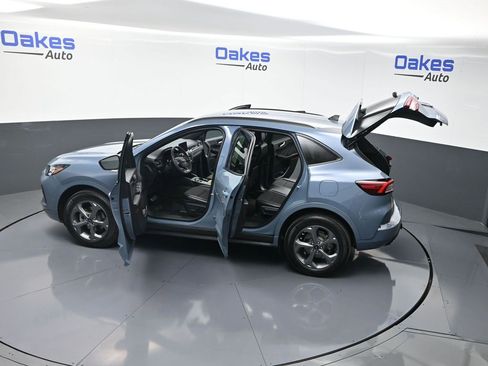 Used 2024 Ford Escape ST-Line Select w/ Class II Trailer Tow Package image 61