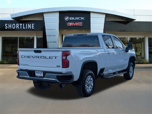 Used 2023 Chevrolet Silverado 2500 LT w/ Convenience Package image 3