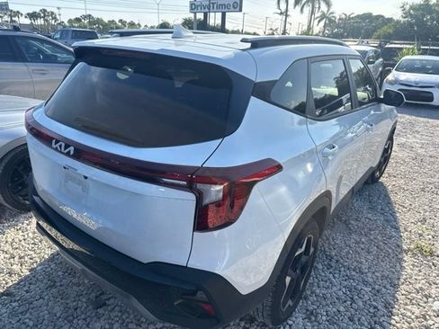 Used 2025 Kia Seltos S FWD image 7