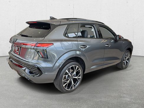 New 2026 Audi Q3 quattro 2.0T AWD/4WD image 6