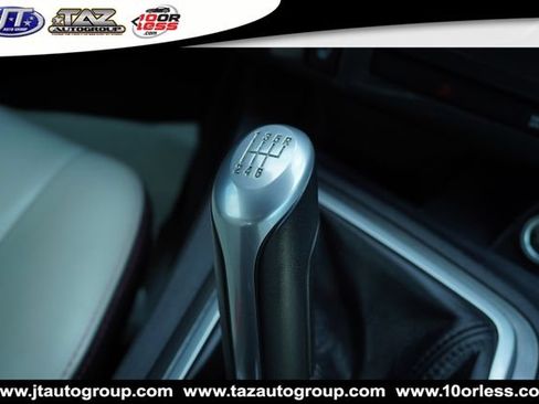Used 2010 Dodge Challenger R/T RWD image 18