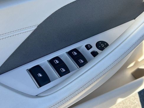 Used 2022 BMW M850i xDrive Convertible image 17