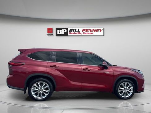 Used 2021 Toyota Highlander Limited image 7