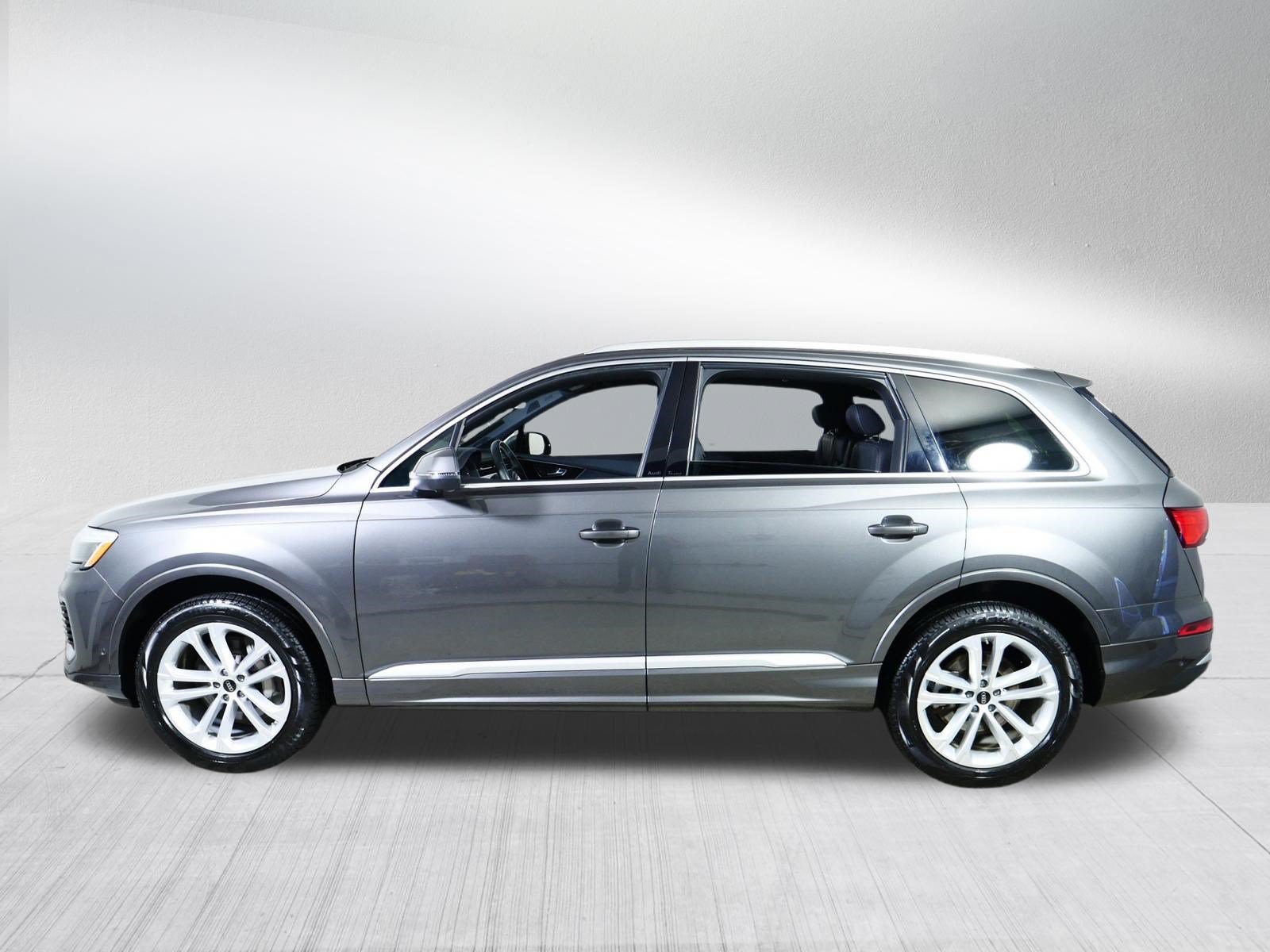 Certified 2025 Audi Q7 3.0T Premium Plus AWD/4WD image 4