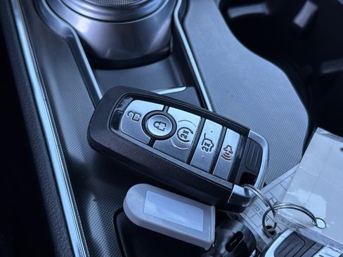 Used 2024 Ford Edge ST-Line image 27