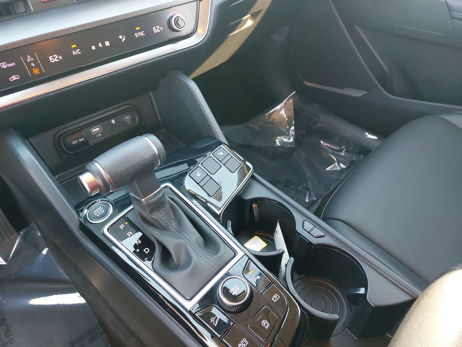 Used 2024 Kia Sportage EX FWD image 24