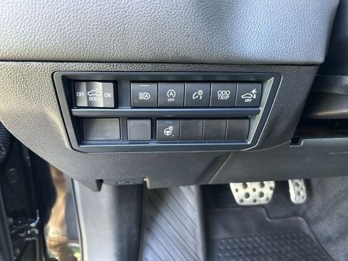 Used 2024 Toyota Tundra Limited w/ TRD Off-Road Package AWD/4WD image 17