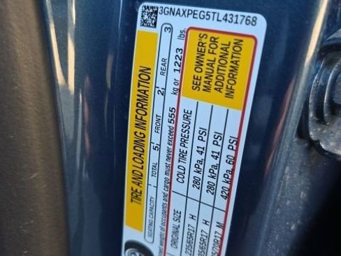 New 2026 Chevrolet Equinox LT image 33