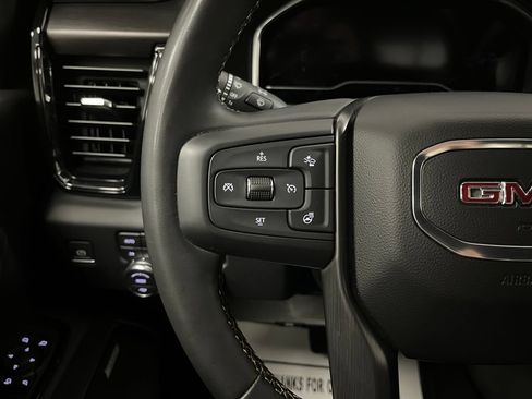 Used 2024 GMC Sierra 2500 AT4 w/ AT4 Premium Plus Package AWD/4WD image 29