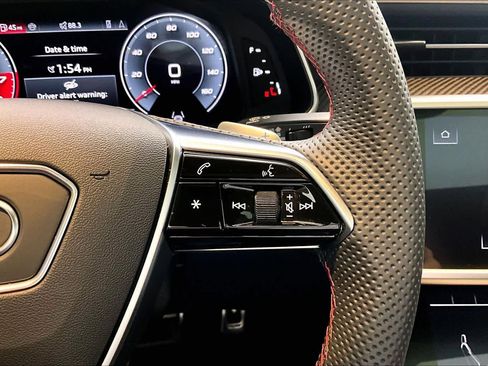 Used 2025 Audi S7 Premium Plus image 24