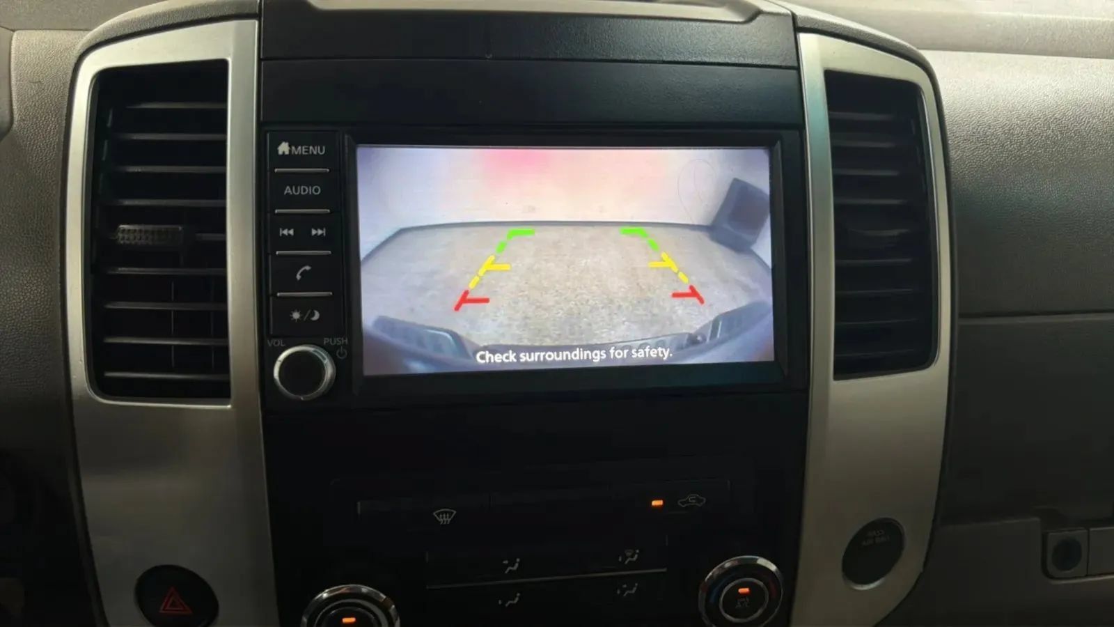 Used 2019 Nissan Frontier SV AWD/4WD image 14