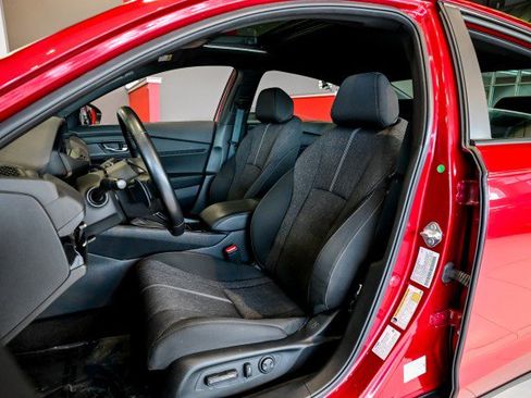 Used 2023 Honda Accord Sport image 14