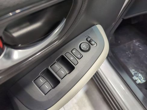 New 2026 Honda HR-V LX image 12