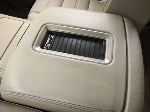 Used 2019 GMC Yukon Denali w/ Open Road Package RWD image 36