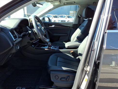 Certified 2023 Audi Q5 2.0T Premium Plus image 10