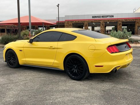 Used 2016 Ford Mustang GT w/ GT Performance Package RWD image 6