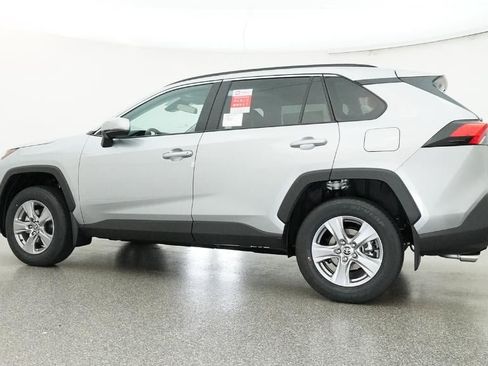 New 2025 Toyota RAV4 XLE image 38