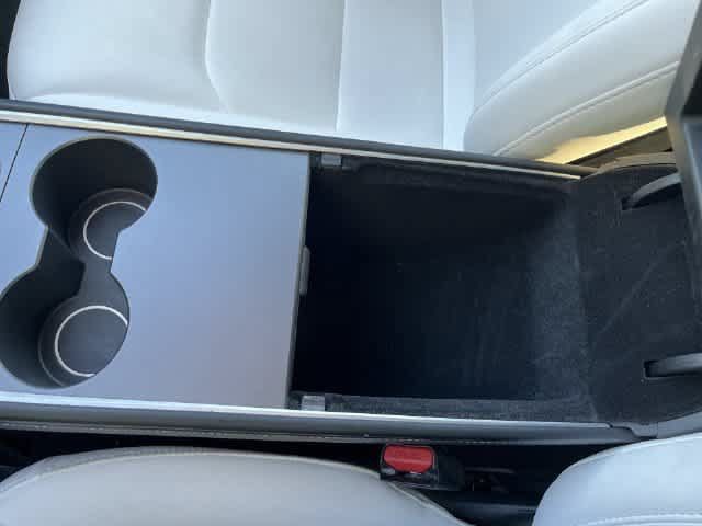 Used 2021 Tesla Model Y Long Range AWD/4WD image 35