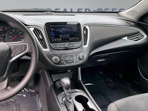 Used 2023 Chevrolet Malibu LS FWD image 9