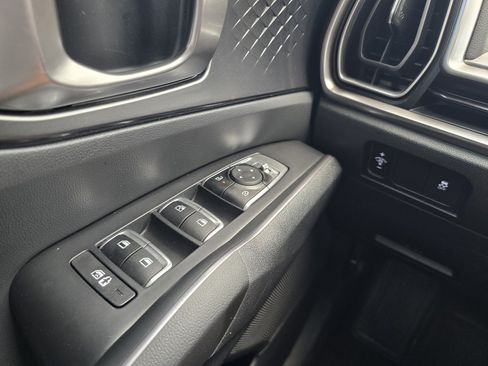Used 2024 Kia Sorento S w/ Panoramic Sunroof Package FWD image 22