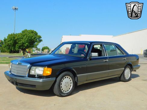 Used 1991 Mercedes-Benz 420 SEL image 2