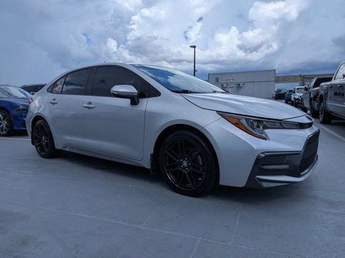 Used 2020 Toyota Corolla SE FWD image 1