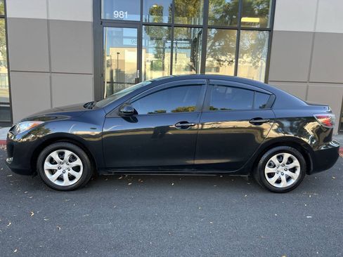 Used 2013 MAZDA MAZDA3 i Sport FWD image 7
