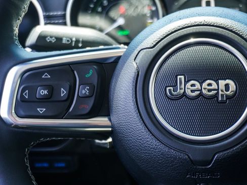 Used 2023 Jeep Wrangler Unlimited Sahara w/ Cold Weather Group AWD/4WD image 14