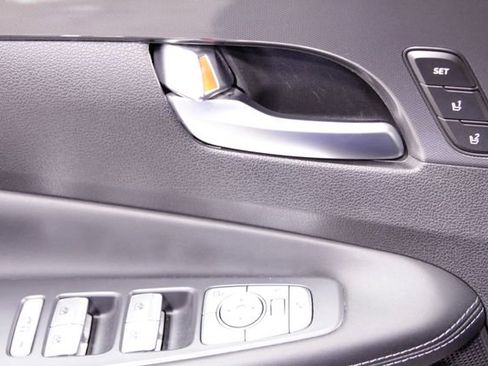 Used 2023 Hyundai Santa Fe Calligraphy image 23