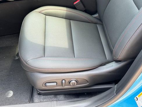New 2026 Chevrolet Trax RS w/ Sunroof Package FWD image 36