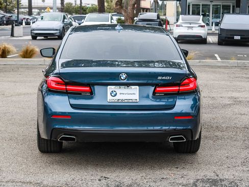 Certified 2023 BMW 540i w/ Premium Package RWD image 5