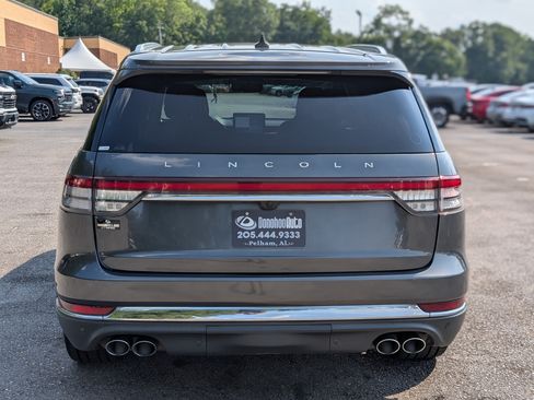 Used 2020 Lincoln Aviator Reserve w/ Equipment Group 201A RWD image 8